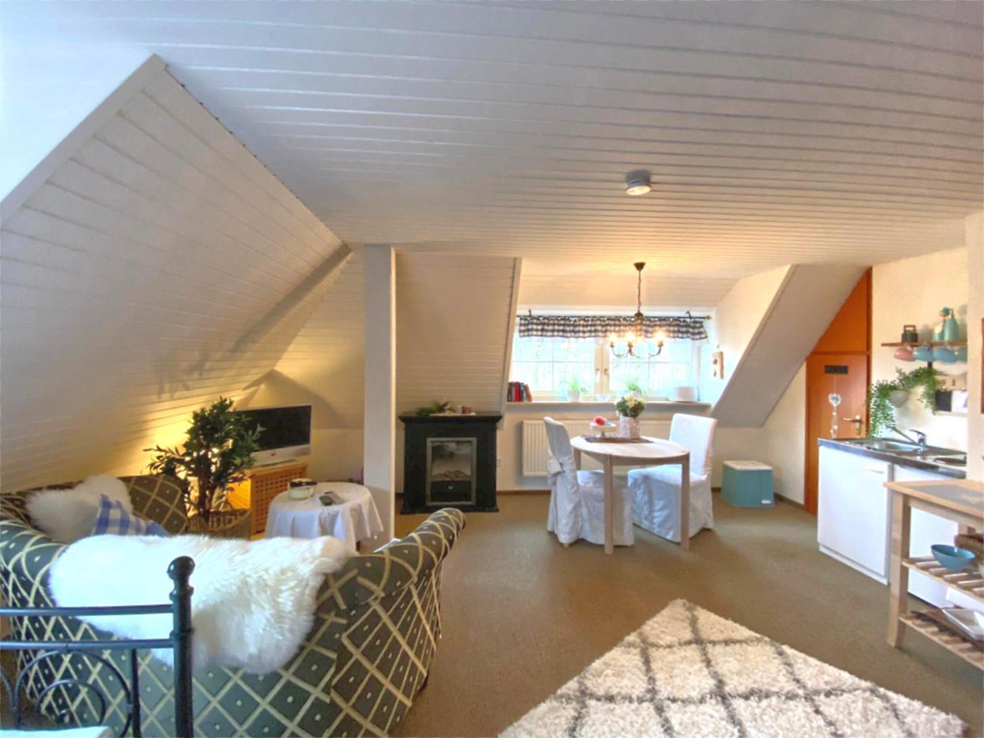 Charming Apartment In Wei Enbrunn Near Forest Weissenbrunn ภายนอก รูปภาพ