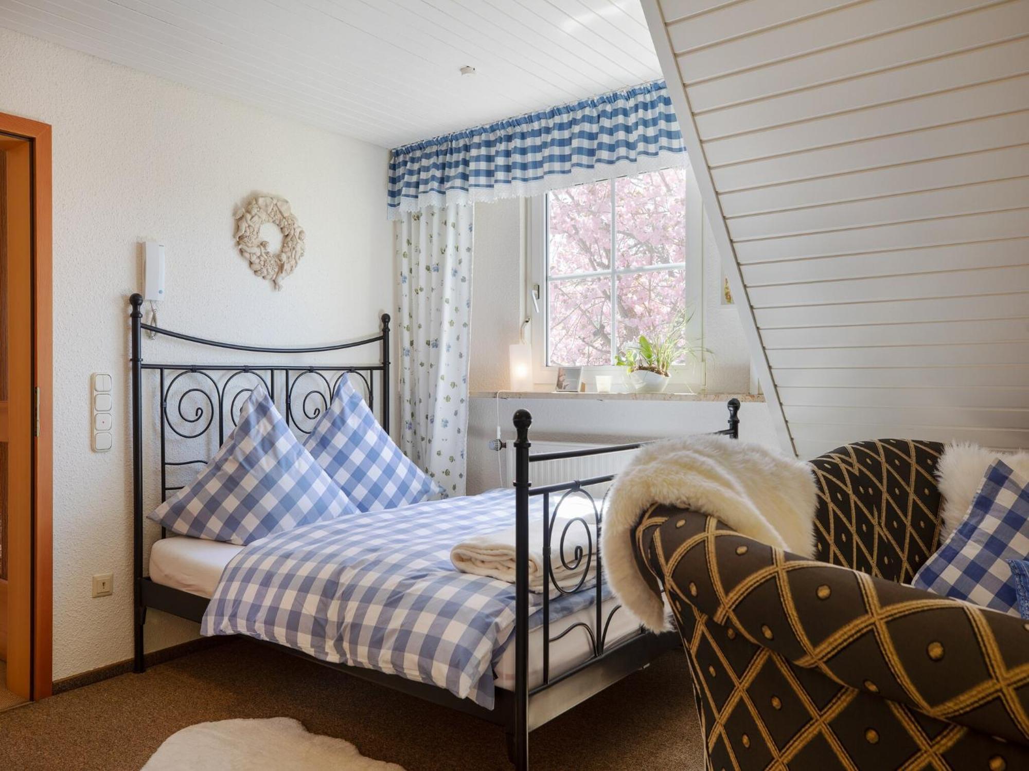 Charming Apartment In Wei Enbrunn Near Forest Weissenbrunn ภายนอก รูปภาพ