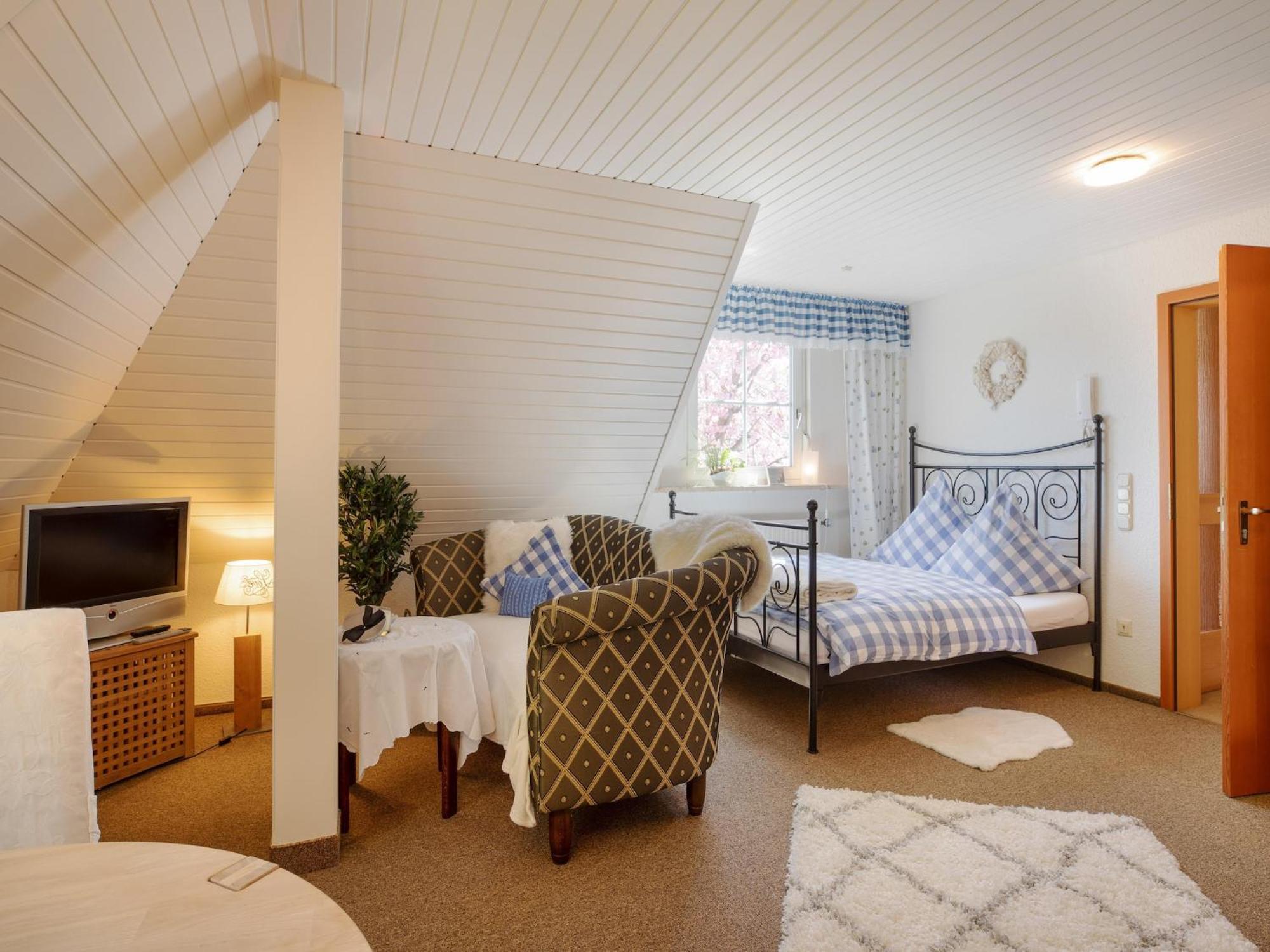 Charming Apartment In Wei Enbrunn Near Forest Weissenbrunn ภายนอก รูปภาพ